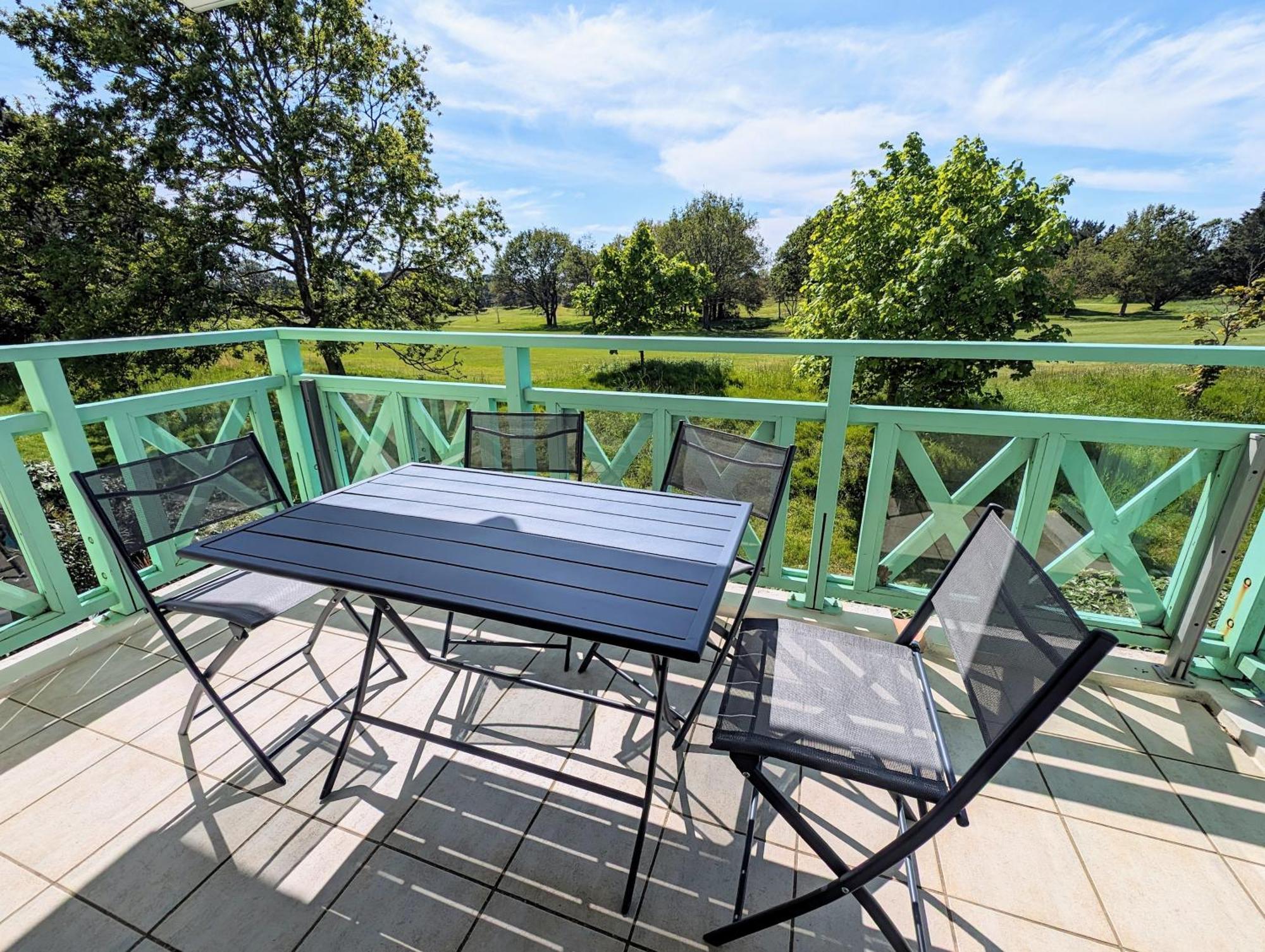 Appartement Avec Vue Sur Golf Pornic Exterior photo